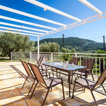 Holiday home Irida
