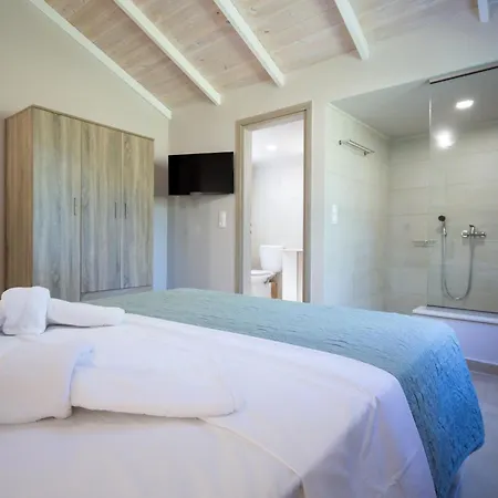 Holiday home Irida *